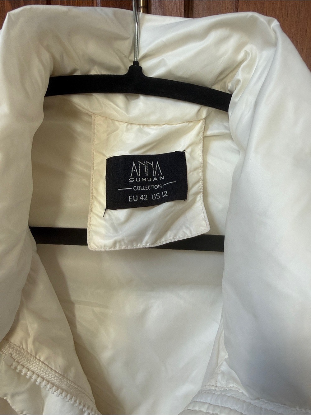 Anna Suhuan White Women's Puffer Coat - Quilted High Collar